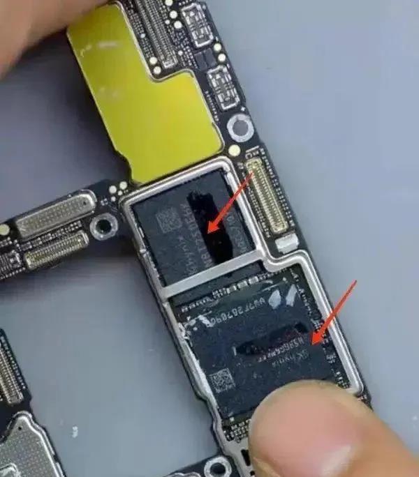 韩国海力士半导体公司宣布，将对华为 Mate 60 智能手机中使用的海力士内存进