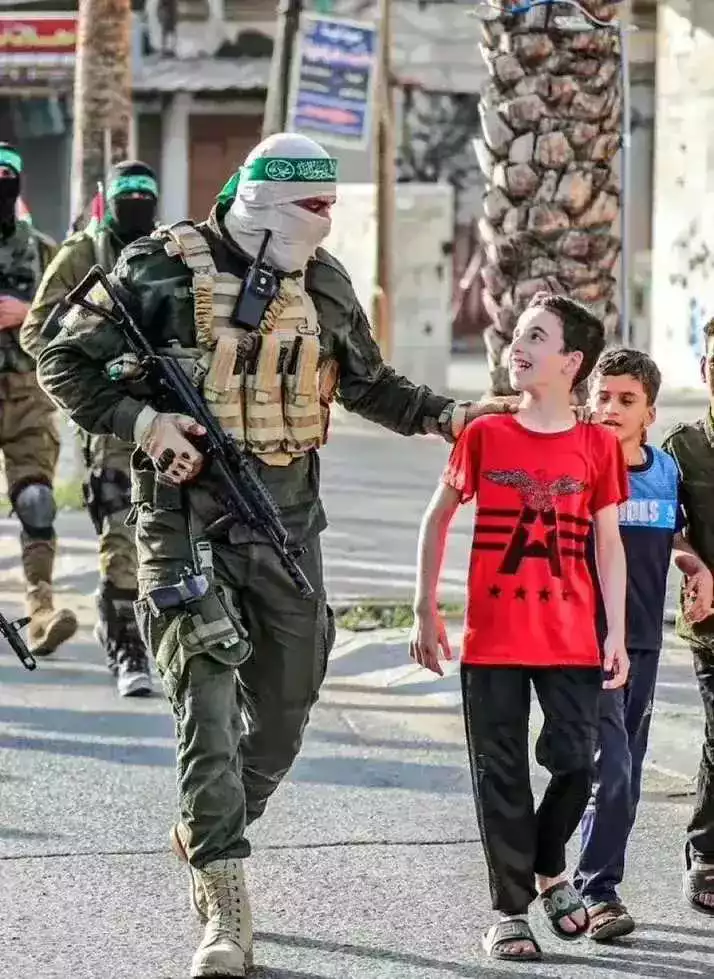 从巴勒斯坦儿童的表情，一目了然看出谁是恐怖分子
