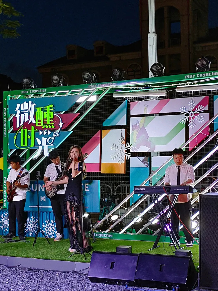 广州融创茂露营派对还有免费吃吃喝喝