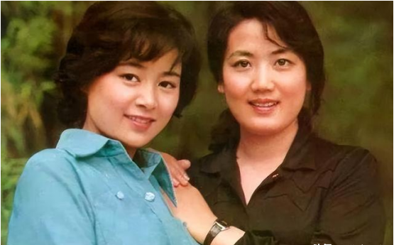 王洪文的女儿王亚萍靠做生意起家，但功成名就以后，她却并没有移居海外，还拒绝了外国