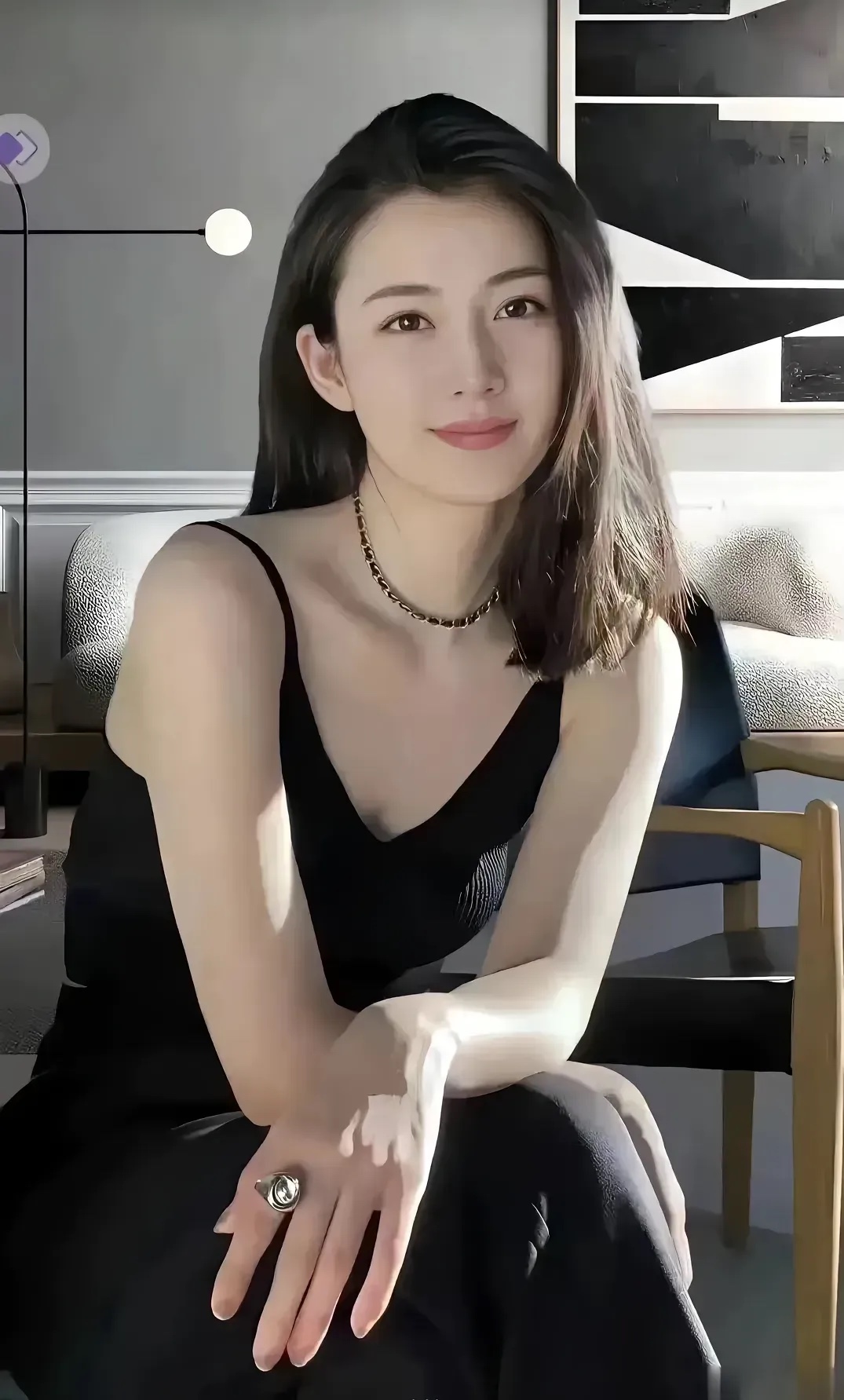 我发现了一个很有意思的现象，想向各位男士请教一个问题。虽然我已经是一个38岁的成