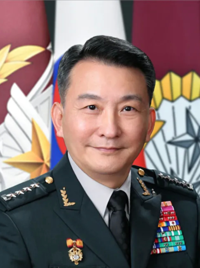 8月9日，韩国联合参谋本部议长金承谦声称：“如果朝鲜试图动用核武器，韩国军队将凭