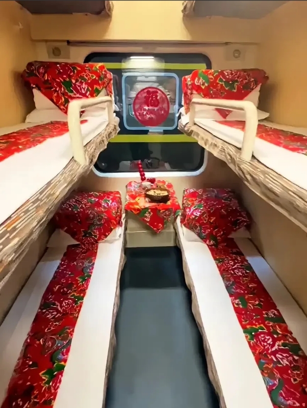 最近东北火了，特别是黑龙江哈尔滨火出圈，有跟2023年五一前后火出圈的淄博有得一