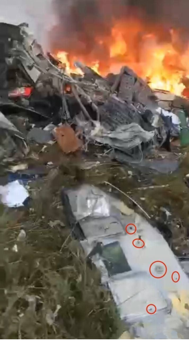 普里戈任坠机前，两声导弹爆炸响彻天空

俄罗斯社交媒体上正在传言，有目击者说，在