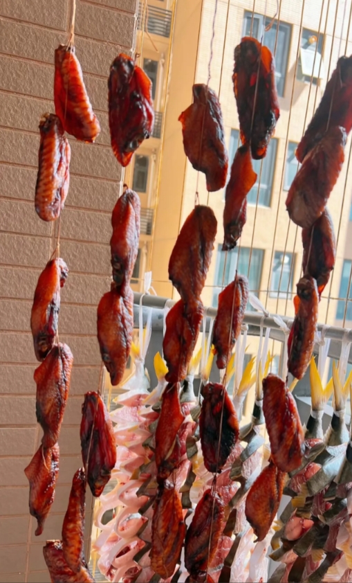 我真佩服我妈！我网购时不小心填错了数量，买了500多元的鸡翅，本想取消订单，没想