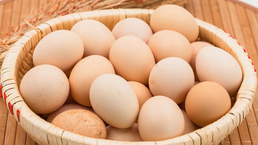 降血脂|吃鸡蛋不能喝豆浆？医生提醒：吃鸡蛋时，最好避开这“4种”食物