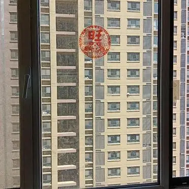 新建的房子都是高层，周围聊的也是高层，10个人都有8个说不错的，新房的选择也有限