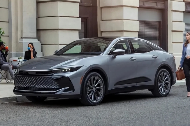 天哪！广汽丰田掀桌子了，这是不过了吗？全新一代凯美瑞价预售价格低到你想不到，售价