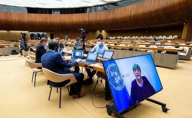 联合国人权高专办宣布以色列犯下“战争罪”，以总理拒签进攻命令。以色列常驻联合国代