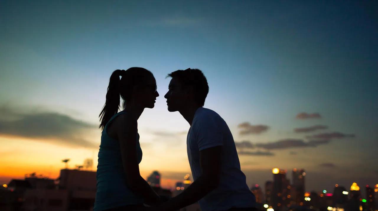 如今，中国婚姻面临的最大矛盾是
女性普遍认为婚后比婚前应该过得更加幸福，自由，物