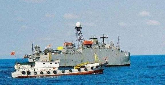 
国际上有一个神奇的现象，中国海军出马，美国军舰毫不慌张，但中国渔民一出门，美国