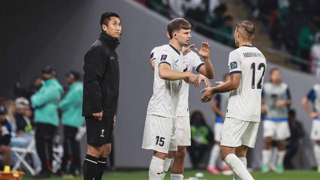 亚洲杯小组赛末轮，沙特继续磨合，泰国少输当赢！