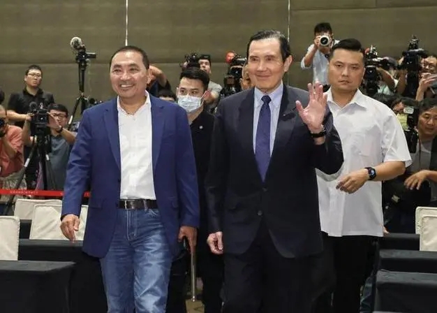 台湾地区前领导人马英九高调反台独，批蔡英文“两国论”，指出台湾是省，不是国名。此