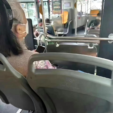 大娘这是深藏不露啊，太低调了