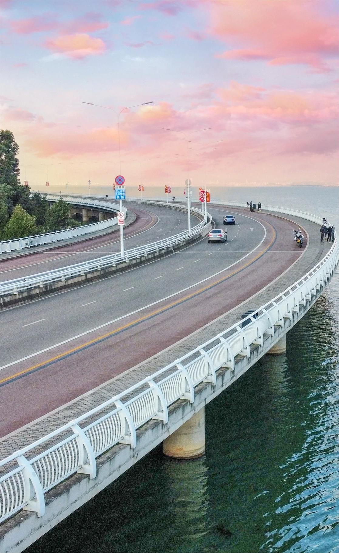 终于找到了环湖南路上蕞美风景｜溜娃日记