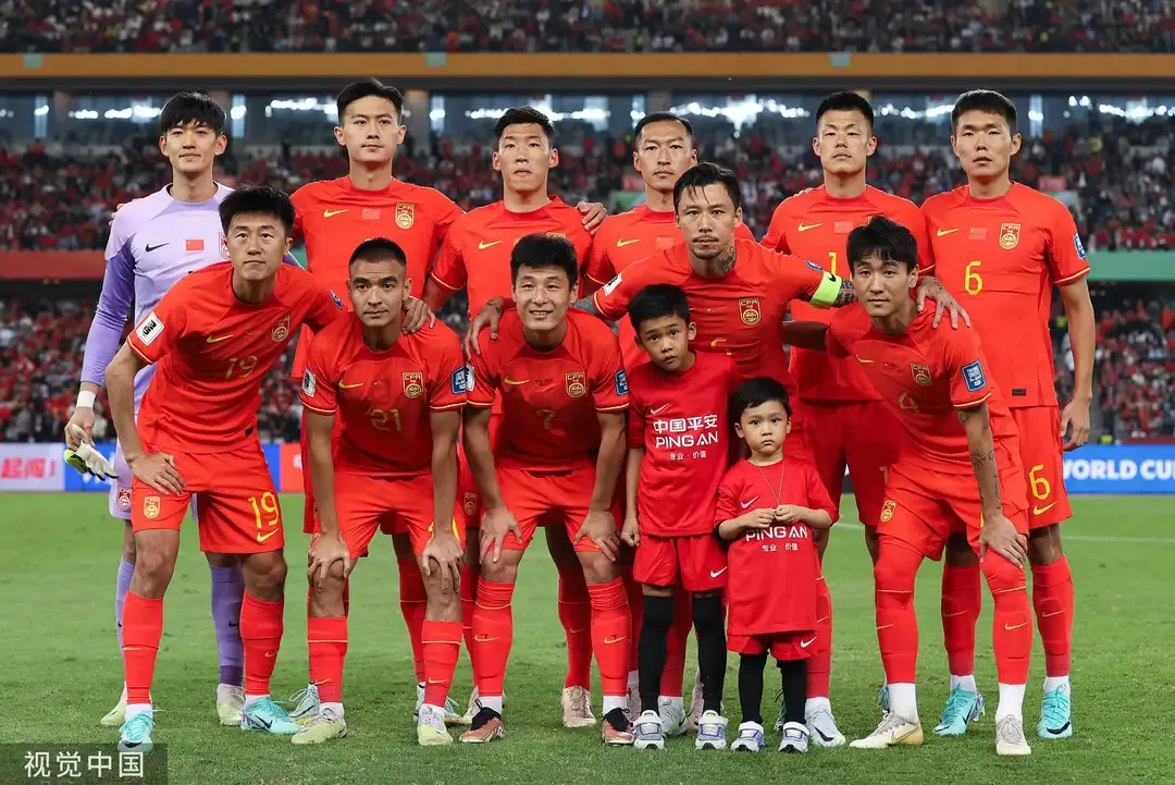 随着国足0-3负于韩国队，不出意外的话，C组最终积分排名如下：

1、韩国队，6