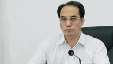 湖南吸毒市长龚卫国：与毒友发生关系致其怀孕，吸毒致幻报警抓自己狼狈落马