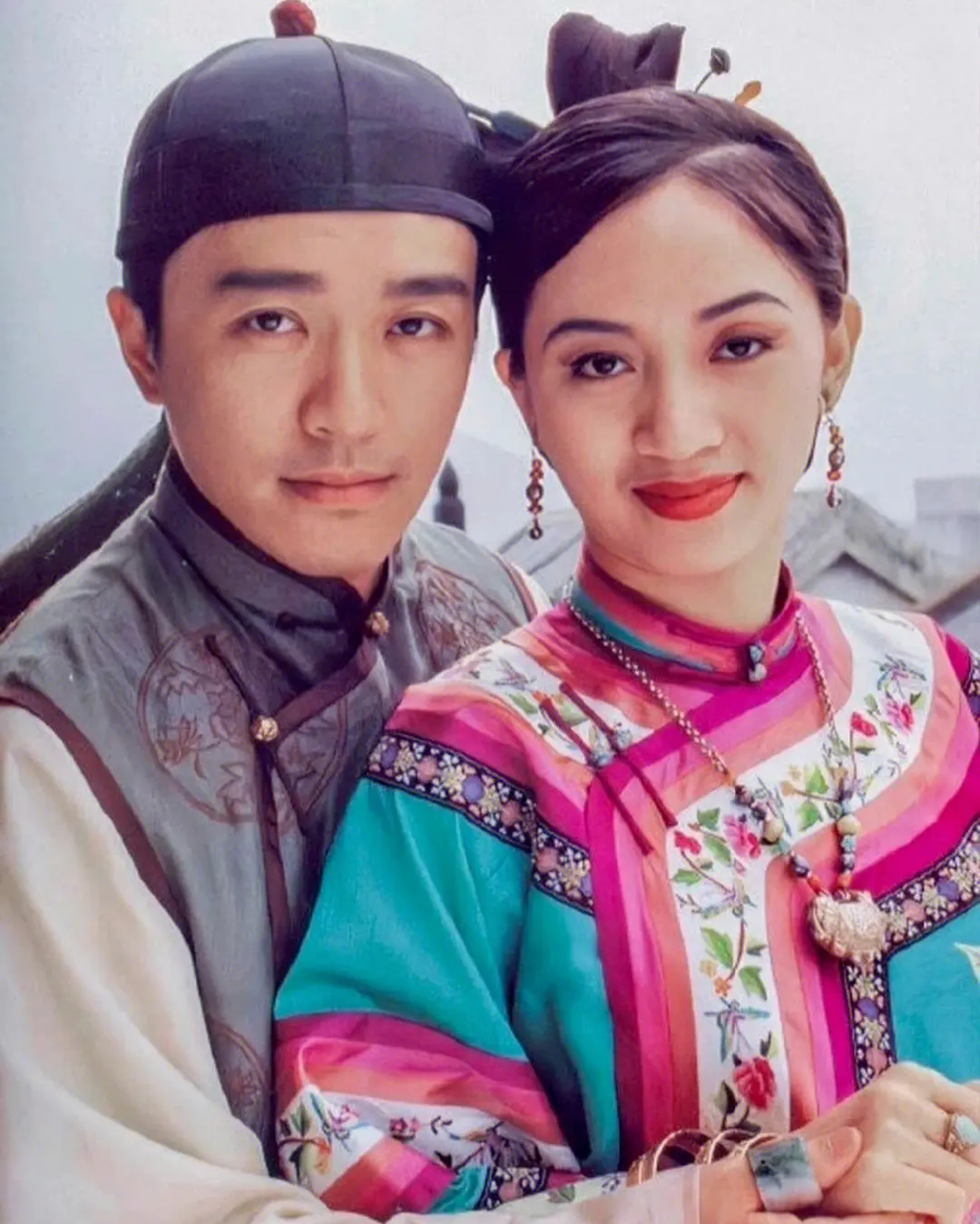 1992年的《审死官》不仅是香港电影年度票房冠军，还让周星驰拿到了第一座影帝奖杯