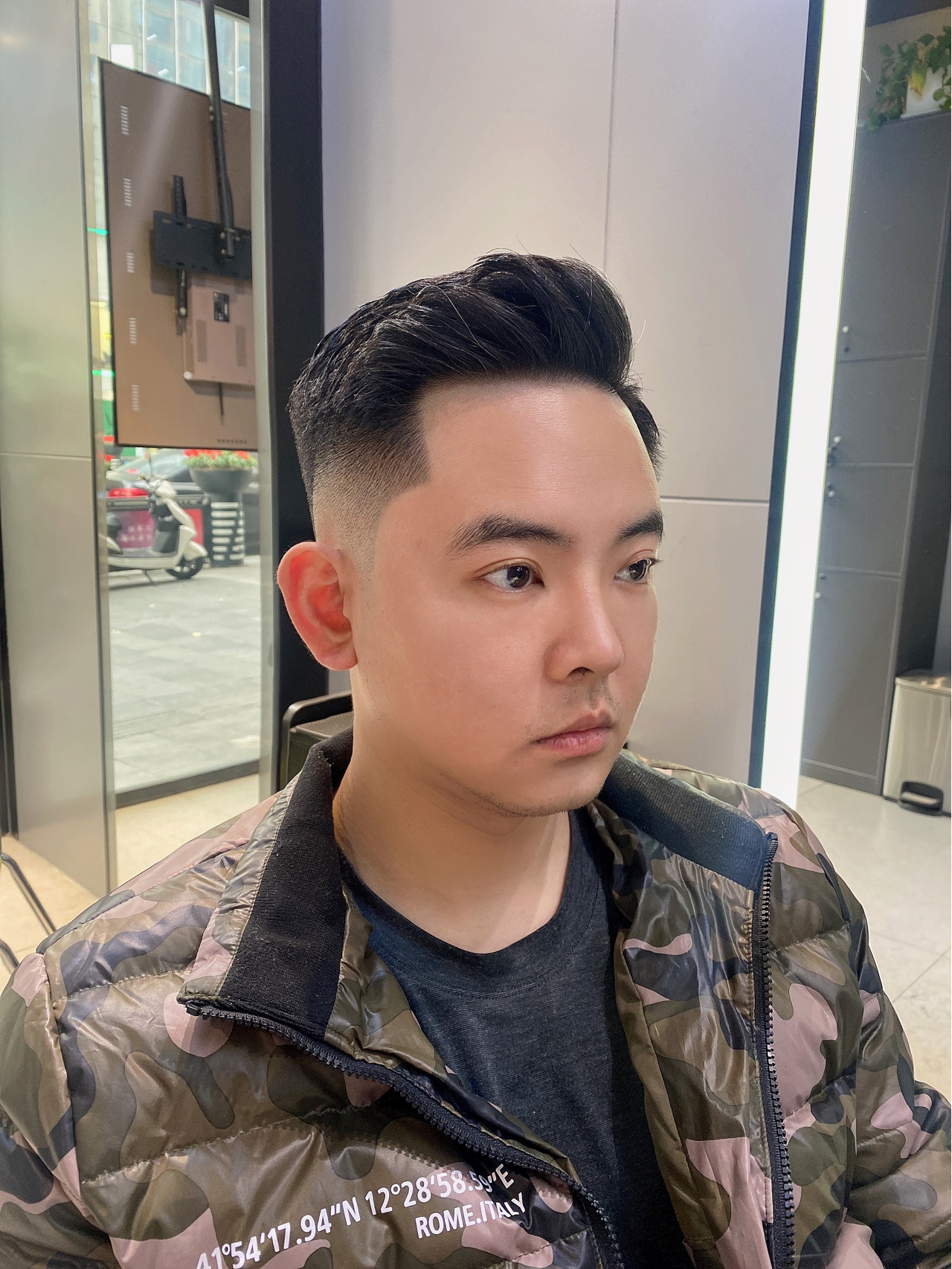 精致型男必备渐变油头发型