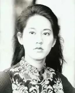 张纯如在《南京大屠杀》一书中曾有这样的一段话：“为获取野兽般的快感，日军强迫中国