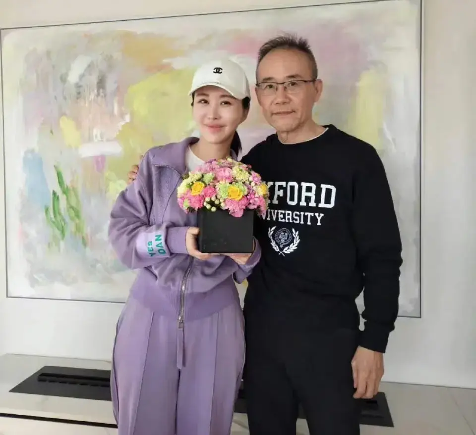 情人节遇到财神爷，田小姐可以的