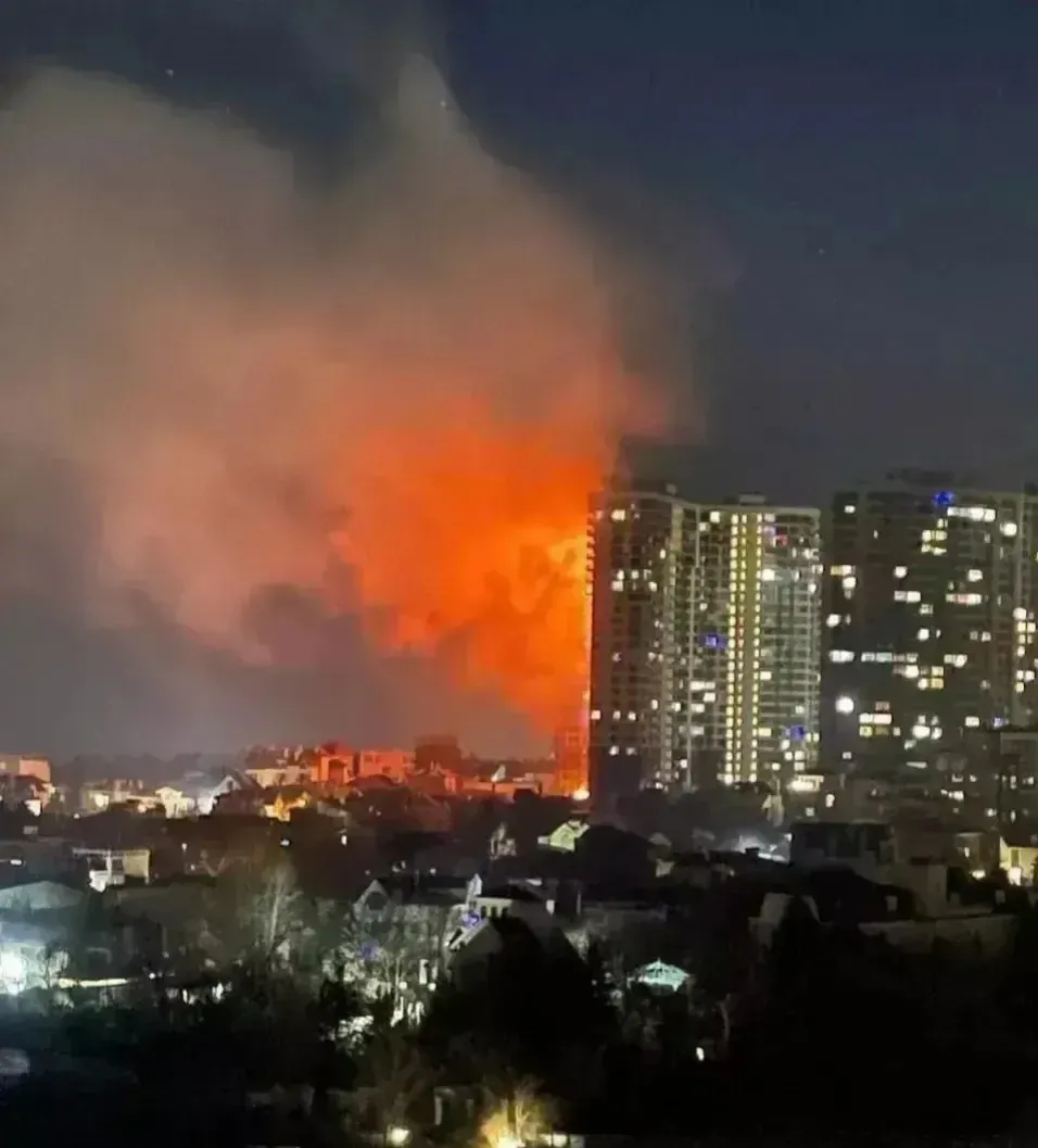 美国纽约突然发生连环爆炸，到底怎么回事？

据外媒报道，就在美国当地时间2日 美