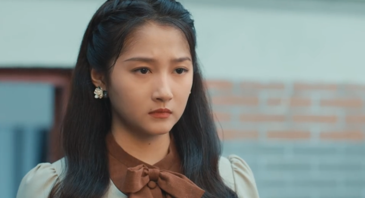 #梅花红桃# 左双桃被陈家平求婚，这一段戏，让人看到了关晓彤对复杂情绪的演绎与把