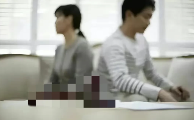 “我的房子，要你说三道四！”广东，女子大学一毕业，父母就出首付给她买了套房子。结
