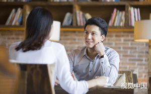 丈夫靠蹭我流量成为网红，却对我变态折磨PUA，重生后，他像毒蝎阴魂不散