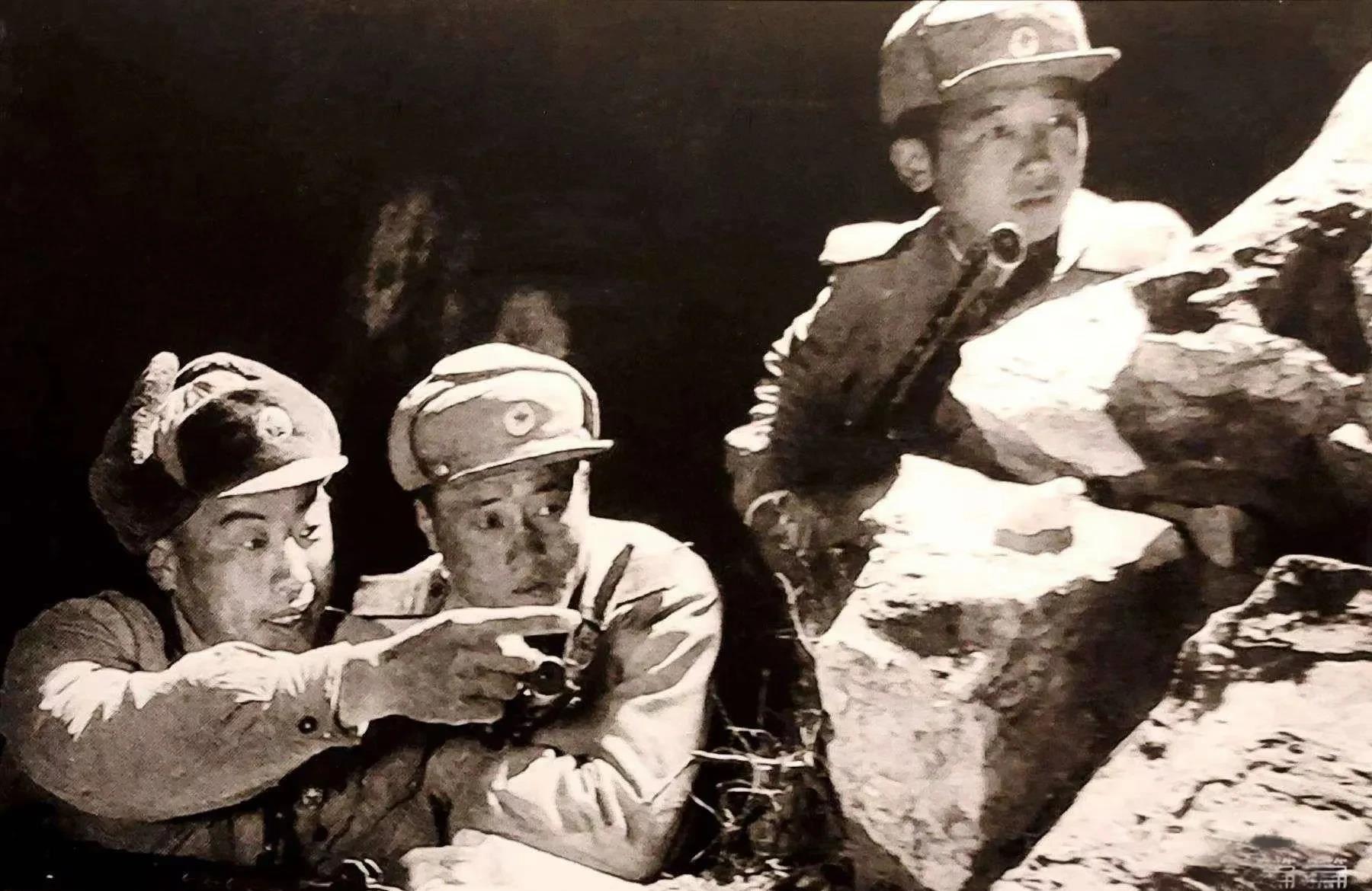 朝鲜战争中，中朝两国军队对比：朝鲜人民军胜在正规化、多兵种协同作战、坦克和大炮更