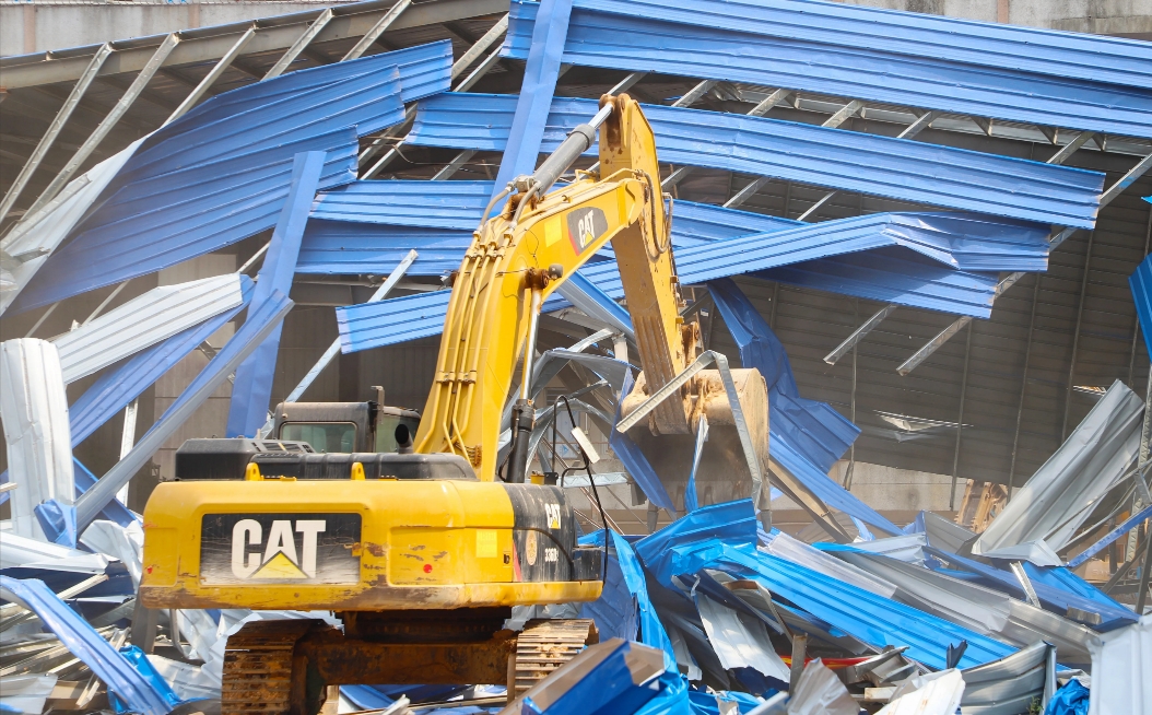 江西宜春，一男子因征地补偿不到位阻止施工单位施工，被公安局行政拘留5天。男子不服