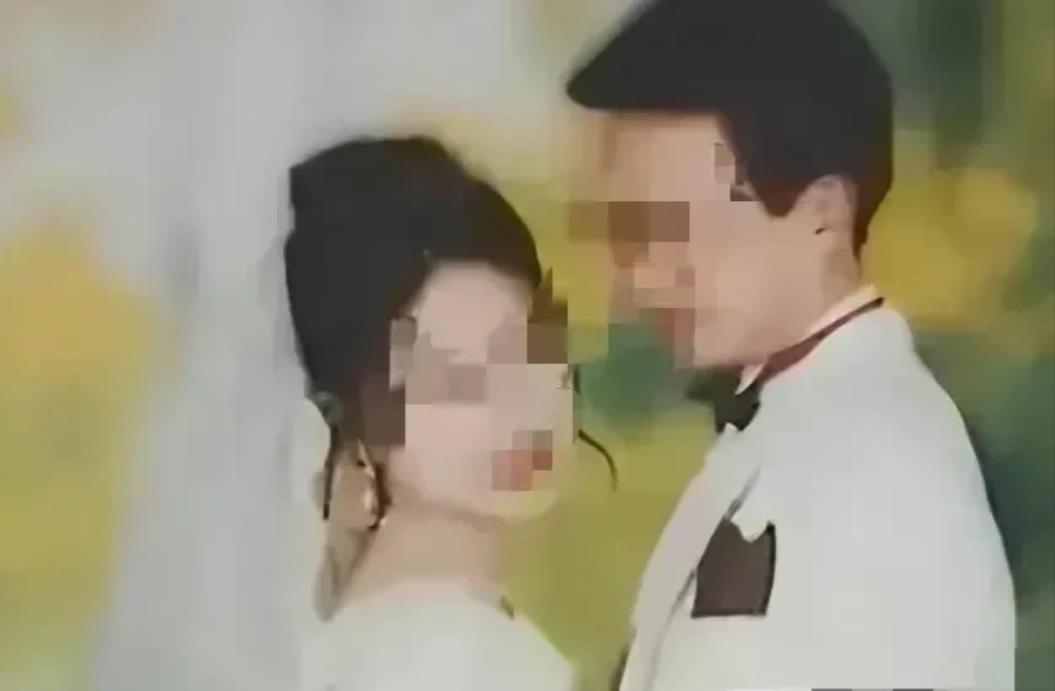 “电视剧都不敢这么演！”广西百色，一男子在外打工期间，耐不住寂寞出轨，妻子发现后