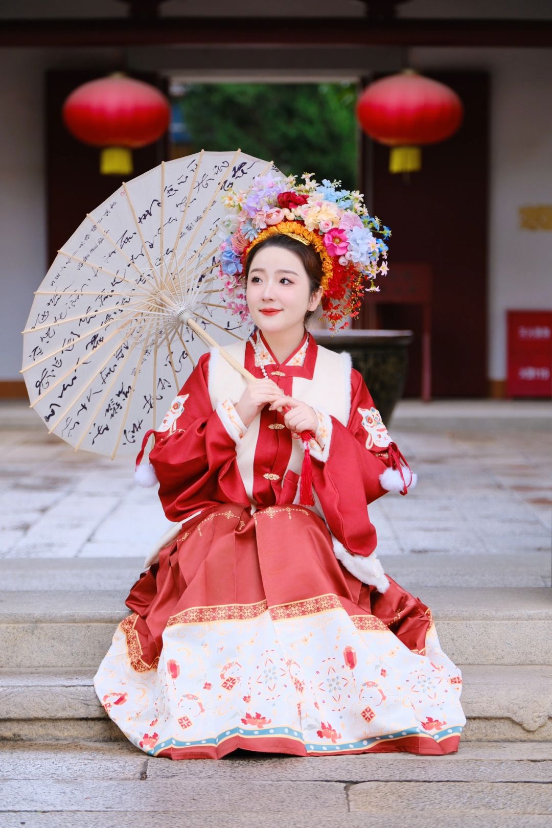 这是一个可可爱爱的造型
#宠物医生
 #泉州拍照 #泉州西街 #簪花写真 #被迫