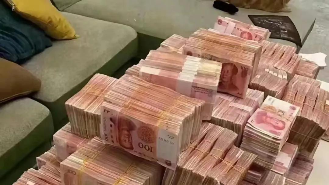 2024年有极品财运的五大生 肖鸡马猴龙牛，把失去的东西都拿回来