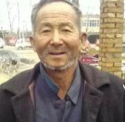 上世纪九十年代，北京的警察抓了一个流浪汉，因为没有暂住证，就把他带到了收容所，到