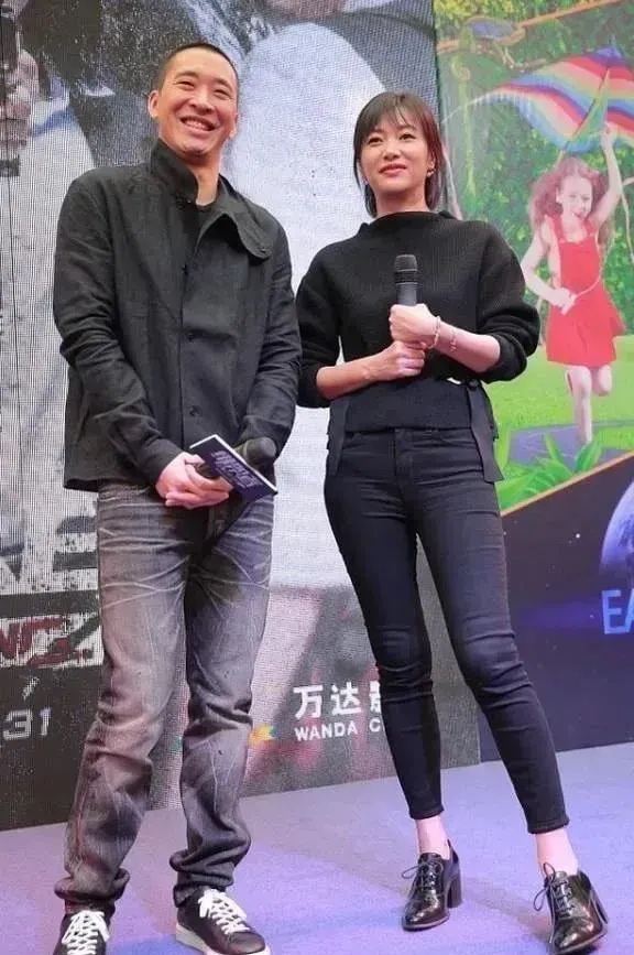 黄立行的颜值真的是配不上徐静蕾
