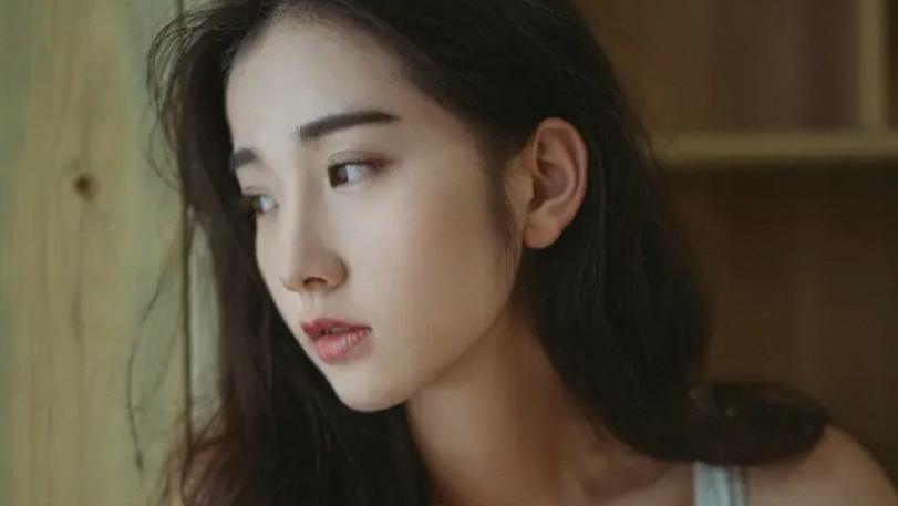 帅气老公娶了大他十五岁的我，还送了我巨额的人身保险，闺蜜却说他想杀我