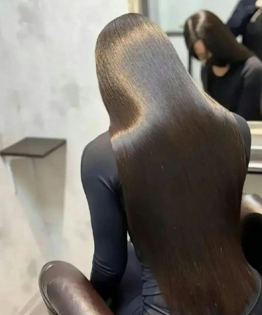 这头发怎么做到的 ​​​