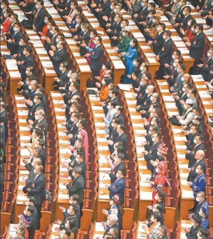 两会即将召开。
我有一些建议希望全国人大能够带到北京……

第一点：我们不参与农