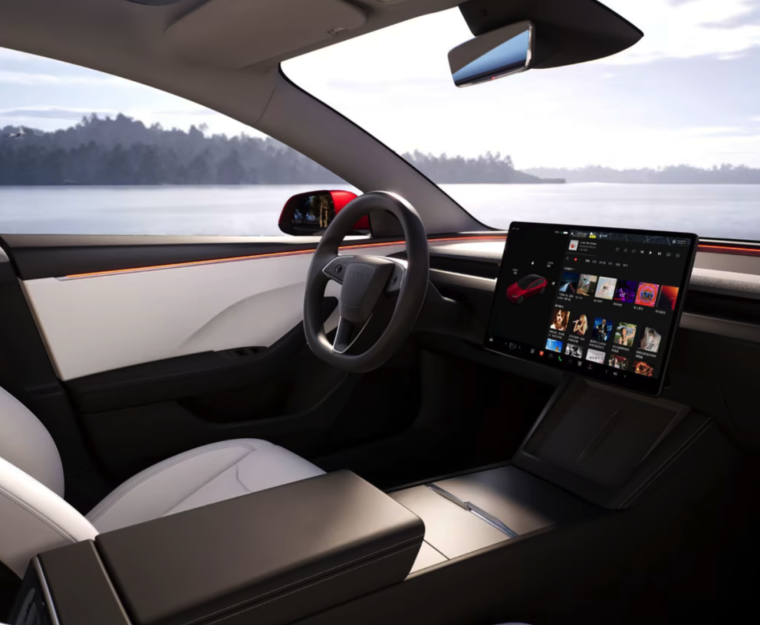 新款Model 3：起售价贵了2.8万，不卷了？