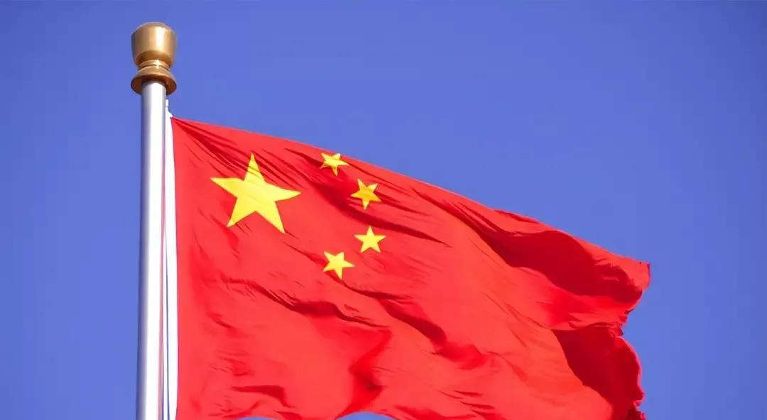 近段时间朋友圈都在转发，公务员在工作场所不能再使用苹果手机。我一直以为这仅仅限于