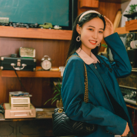 右岸亦怜度年华