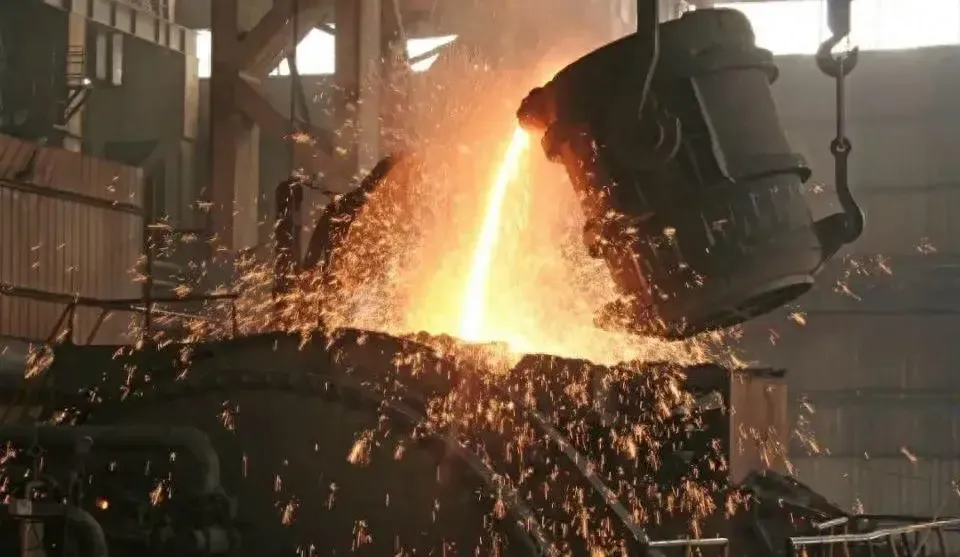 全球工业化大门已经关闭，最后一个入场的，可能就是中国了。

种种迹像表明，中国已