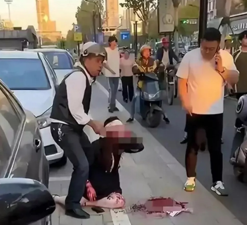 美女律师和锤子男一事，我不太上心。
我上心的是：这个官司开发商是怎么赢了的？
你