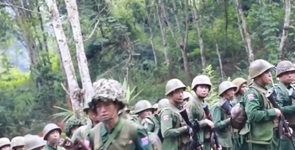 这支部队对于我们来说，身上有太多的影子
果敢同盟军，虽然只是缅甸的一支武装组织，