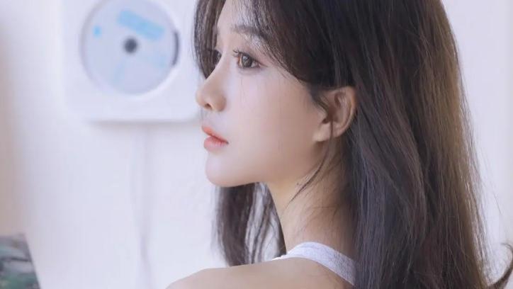 大年三十，我接到一个订单，要求竟然是陪一位独居女客户过除夕夜