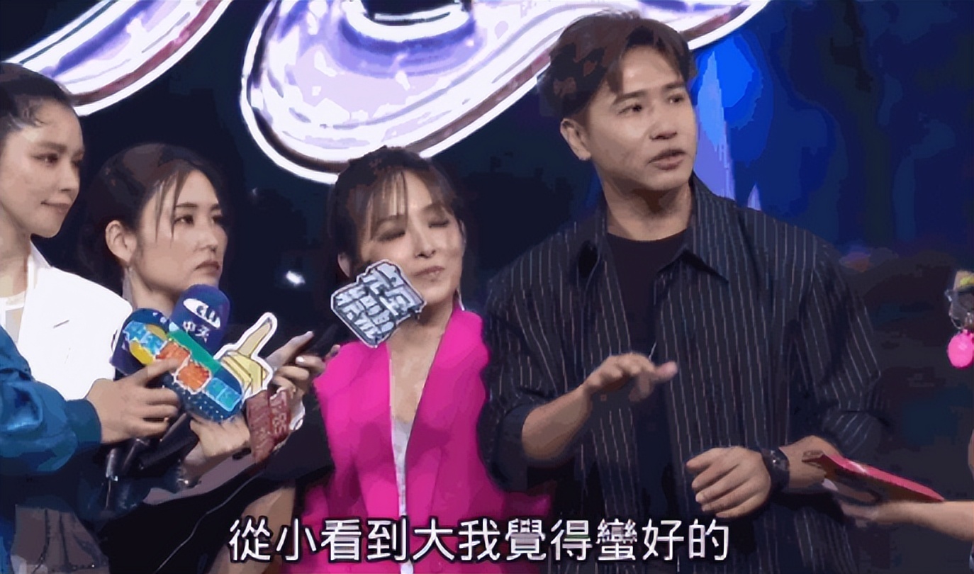 前妻和兄弟谈恋爱？两人深夜共吸一支烟举动密切，欧弟实惨