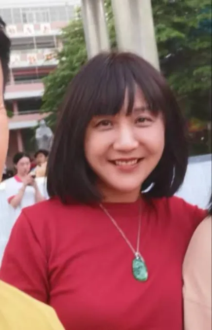 跟我祖母还是有点像的
