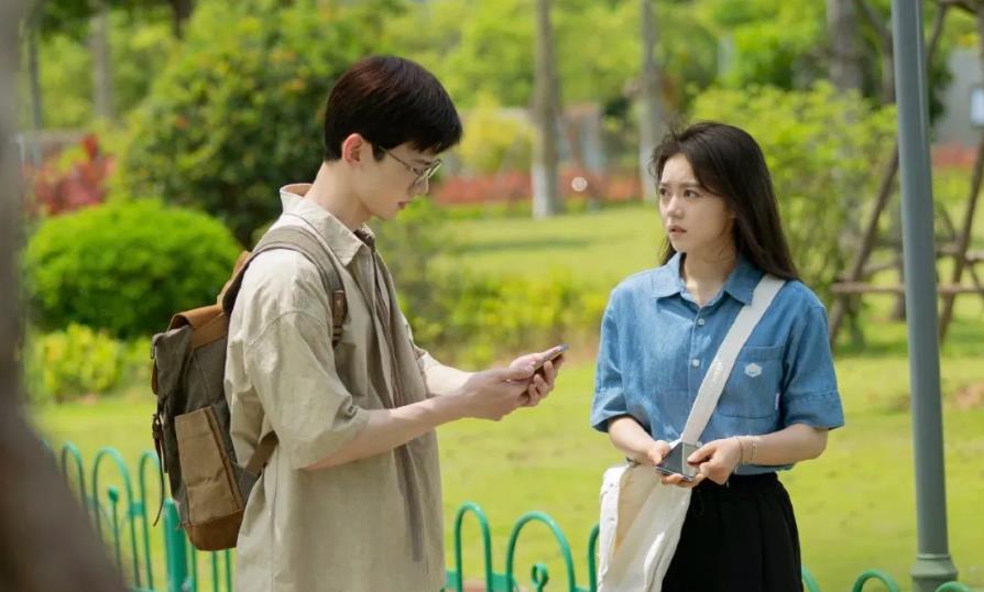 网传《开端》姐妹篇《开启》即将开拍，观众纷纷留言想要看原班人马。具体阵容没有公布