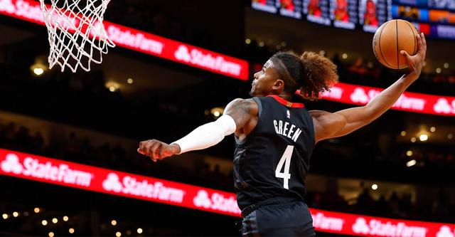 在今天杰伦-格林14投5中的表现之后，他的赛季投篮命中率正式跌破40%，来到39